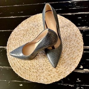 Nine West Teal snakeskin print Heels - Size 9